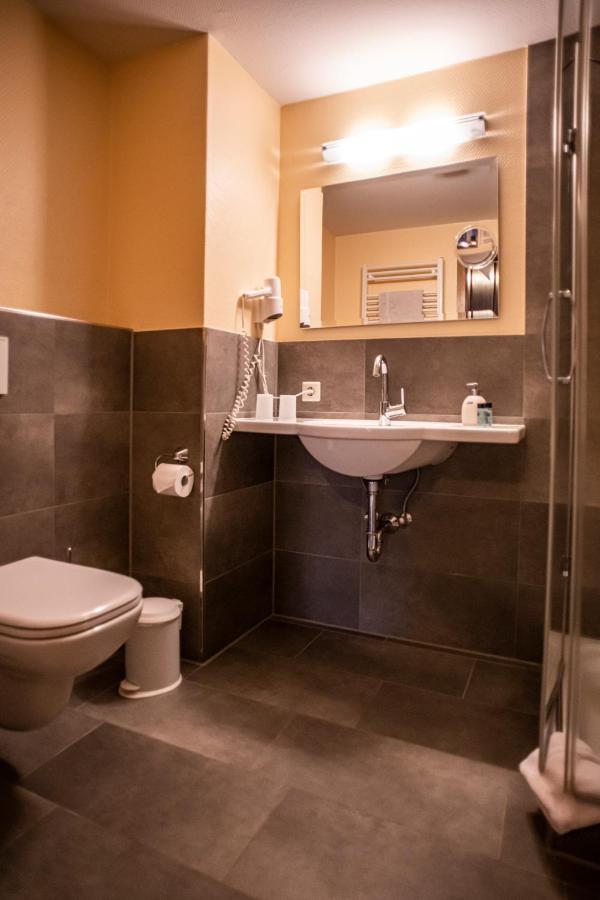 Hotel Garni Zur Alten Post Lembruch Ngoại thất bức ảnh