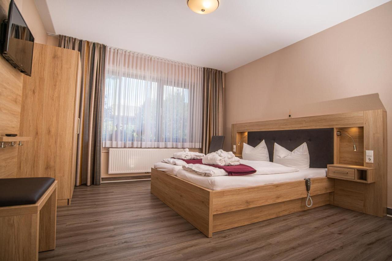 Hotel Garni Zur Alten Post Lembruch Ngoại thất bức ảnh