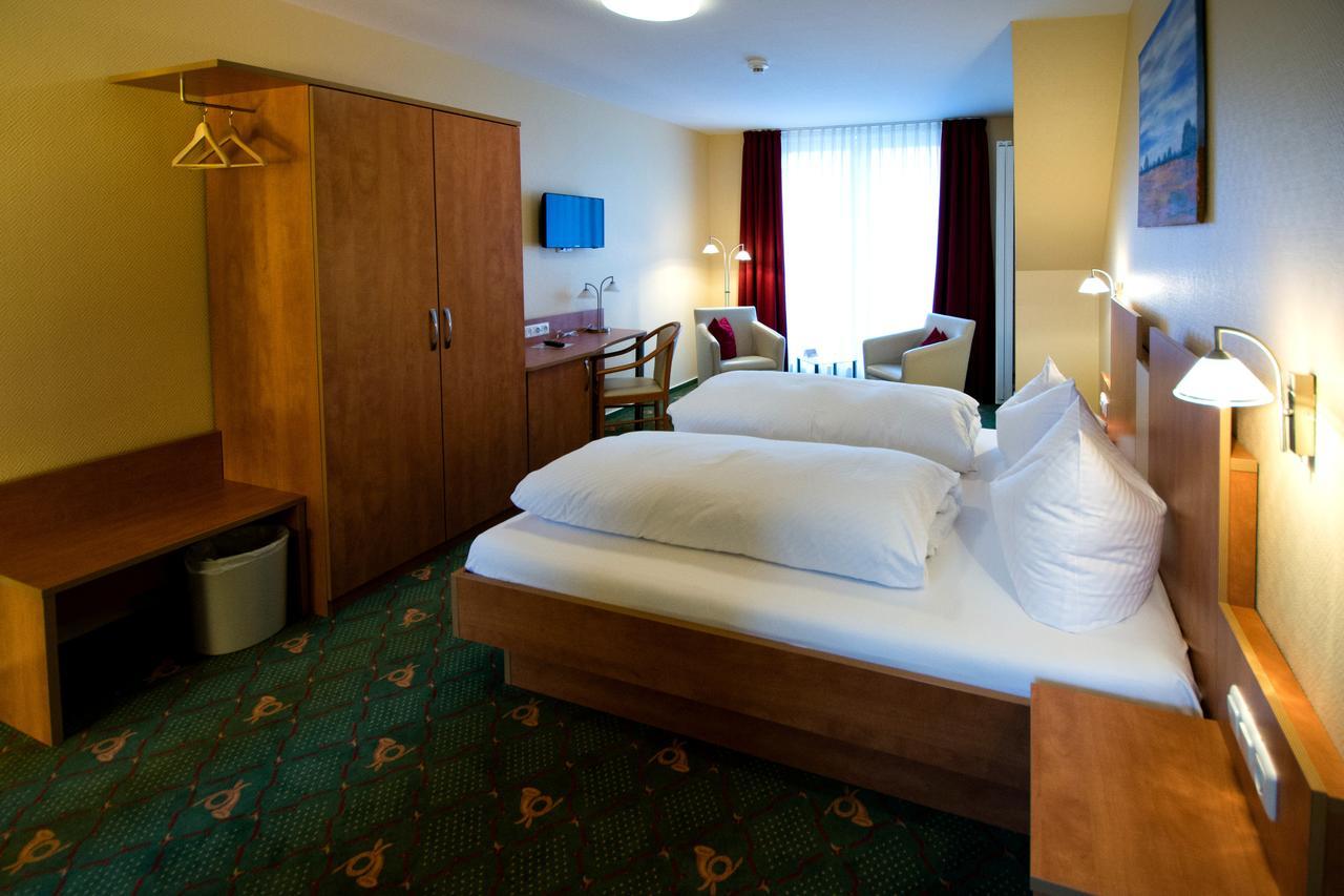 Hotel Garni Zur Alten Post Lembruch Ngoại thất bức ảnh