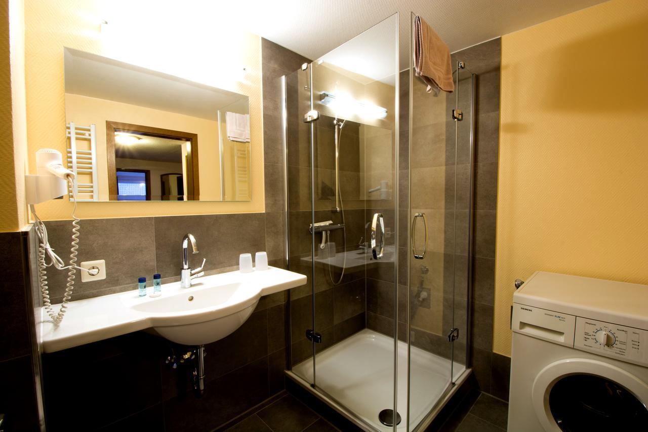 Hotel Garni Zur Alten Post Lembruch Ngoại thất bức ảnh